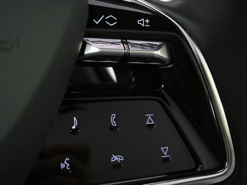 New 2025 Cadillac Lyriq Luxury image 31