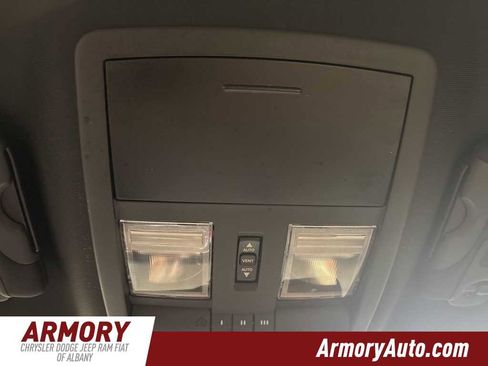 Used 2015 Dodge Challenger R/T Plus image 23