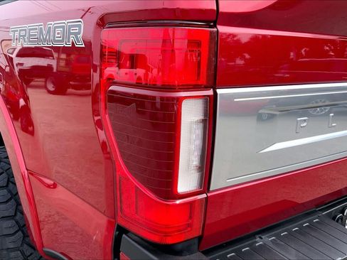 Used 2022 Ford F250 Platinum w/ Tremor Off-Road Package AWD/4WD image 29