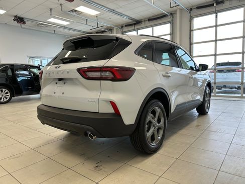 New 2026 Ford Escape ST-Line w/ Tech Pack #1 image 28