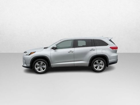 Used 2019 Toyota Highlander Limited image 2