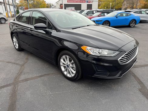 Used 2020 Ford Fusion SE image 7