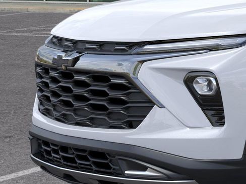New 2025 Chevrolet TrailBlazer ACTIV w/ Convenience Package FWD image 15