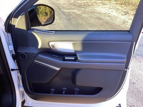 New 2025 Ford Expedition Active image 31