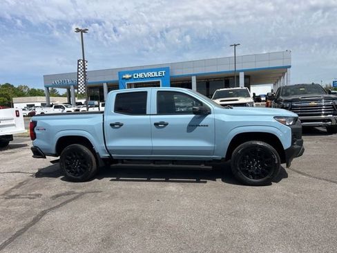 New 2026 Chevrolet Colorado W/T AWD/4WD image 2