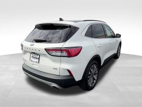 Used 2022 Ford Escape Titanium FWD image 6