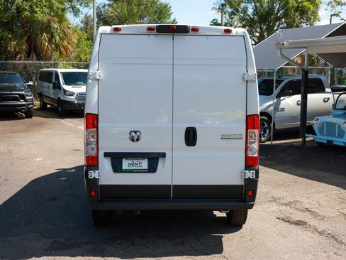 Used 2025 RAM ProMaster 2500 w/ Convenience Group FWD image 13