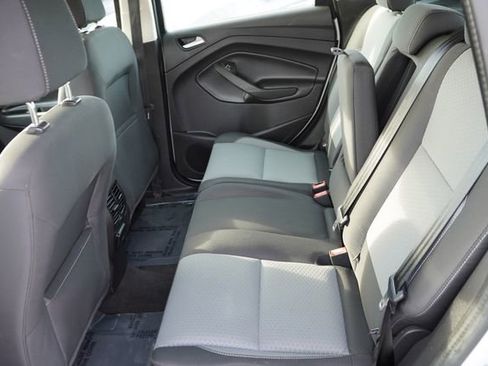 Used 2017 Ford C-MAX SE image 18