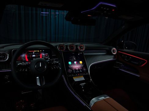 New 2026 Mercedes-Benz GLC 300 image 13