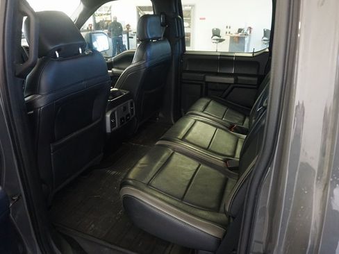 Used 2018 Ford F150 Raptor w/ Equipment Group 801A Mid image 20