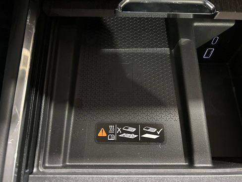 New 2026 GMC Acadia Denali w/ Super Cruise Package image 37