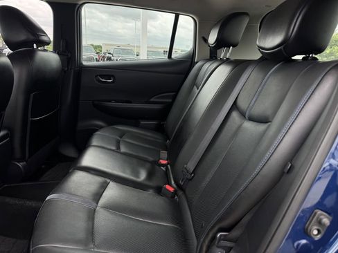 Used 2018 Nissan Leaf SL w/ SL Technology Package FWD image 28