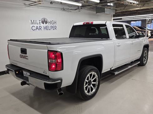 Used 2017 GMC Sierra 1500 SLE w/ Suspension Package, Off-Road AWD/4WD image 7