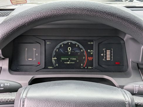 Used 2025 Toyota Tacoma SR5 image 35