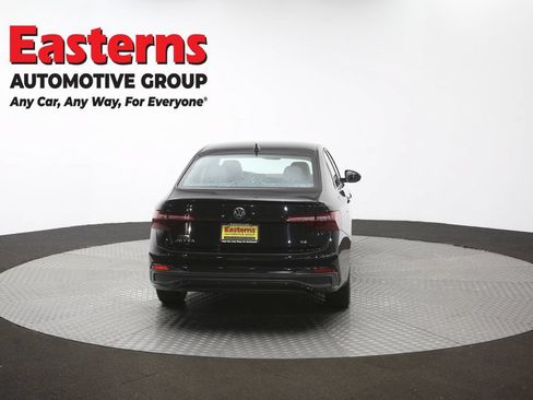 Used 2024 Volkswagen Jetta SE FWD image 36