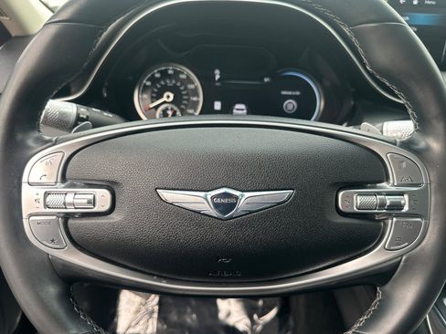 Used 2022 Genesis GV70 2.5T w/ Advanced Package image 24