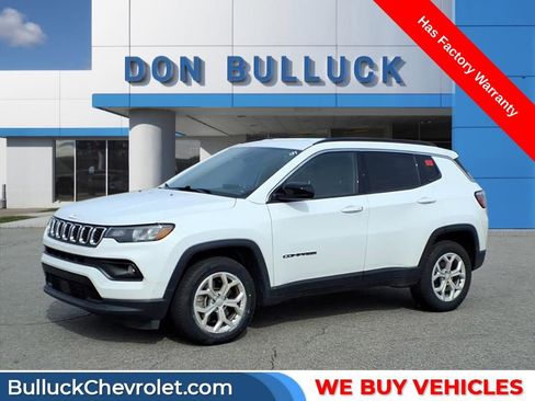 Used 2024 Jeep Compass Latitude image 1