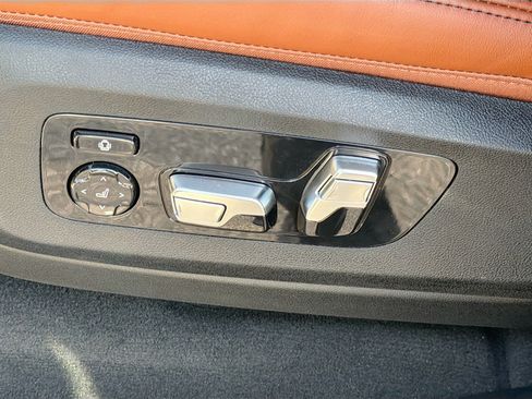 New 2026 BMW X5 xDrive40i w/ M Sport Package image 25