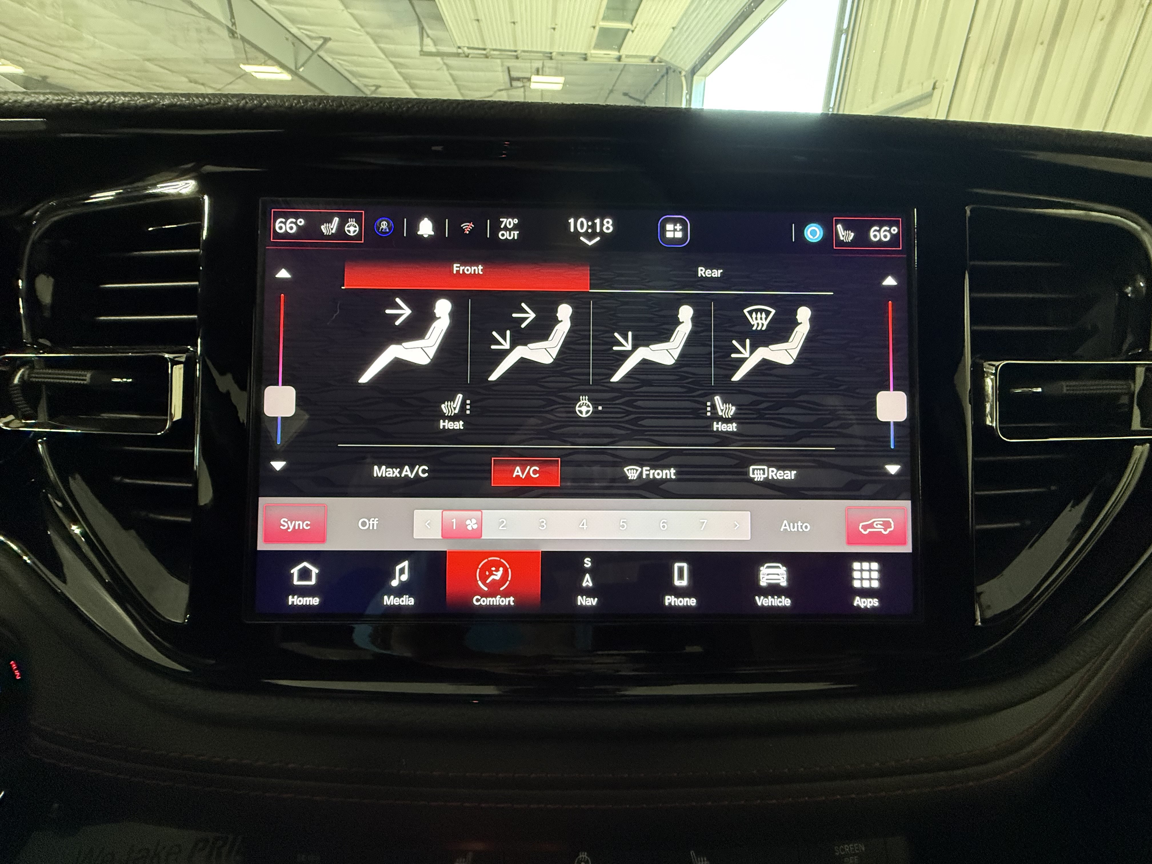 Used 2025 Dodge Durango R/T w/ Blacktop Package AWD/4WD image 28