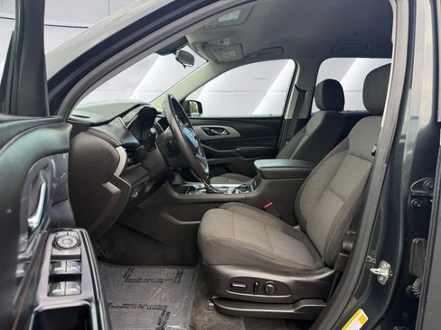 Used 2019 Chevrolet Traverse LT AWD/4WD image 8