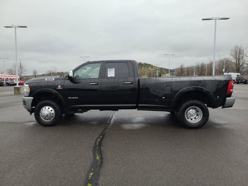 Used 2019 RAM 3500 Laramie image 11