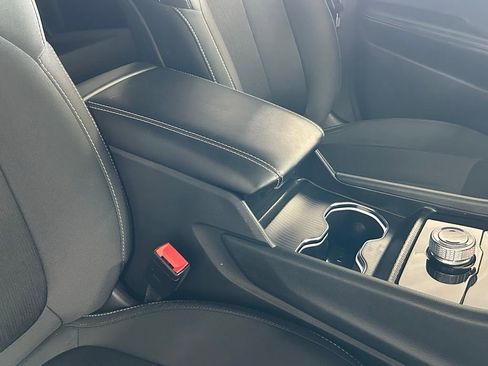 Used 2025 Jeep Grand Cherokee L Laredo image 40