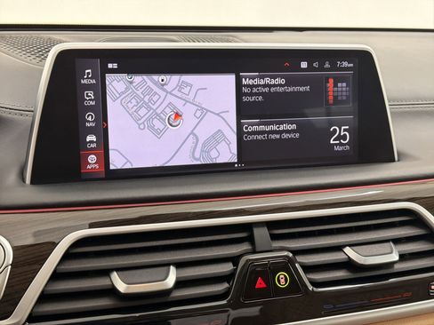 Used 2021 BMW 740i w/ Luxury Rear Seating Package image 20