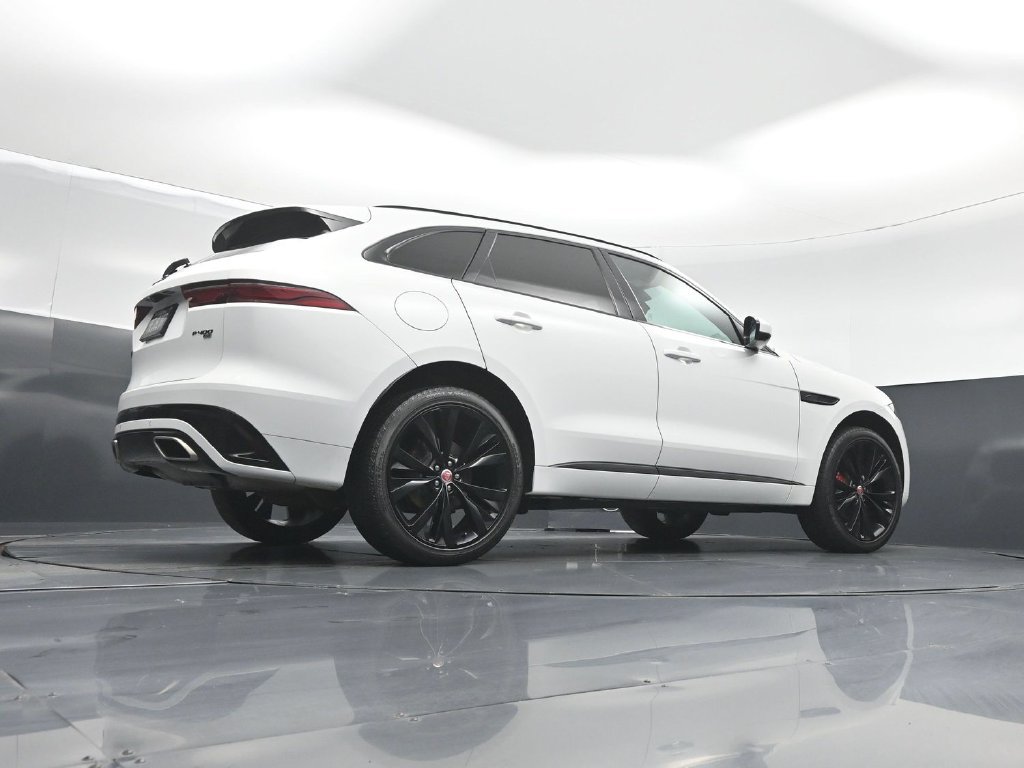 Used 2023 Jaguar F-PACE R-Dynamic S AWD/4WD image 44