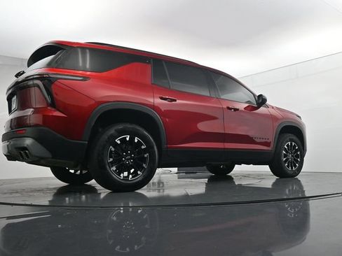 Used 2024 Chevrolet Traverse Z71 AWD/4WD image 40