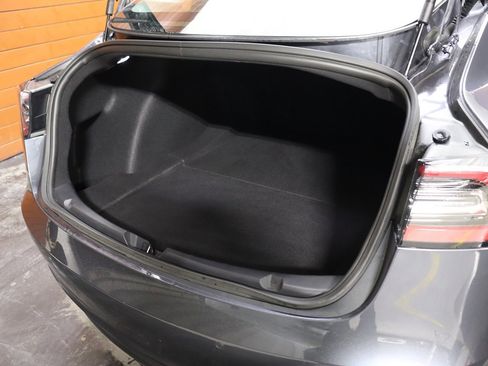 Used 2020 Tesla Model 3 Long Range image 48