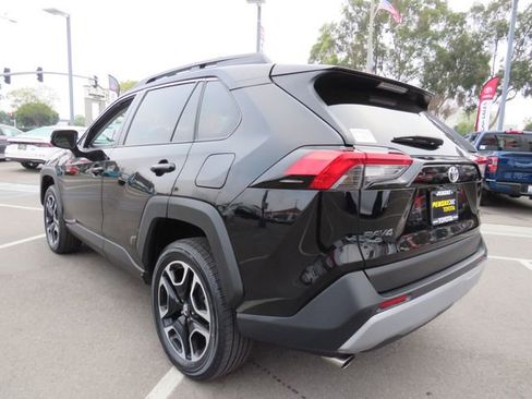 Used 2019 Toyota RAV4 Adventure image 8