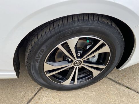 Used 2023 Nissan Sentra SV image 31