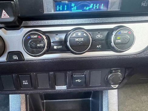 Used 2021 Toyota Tacoma SR5 image 17