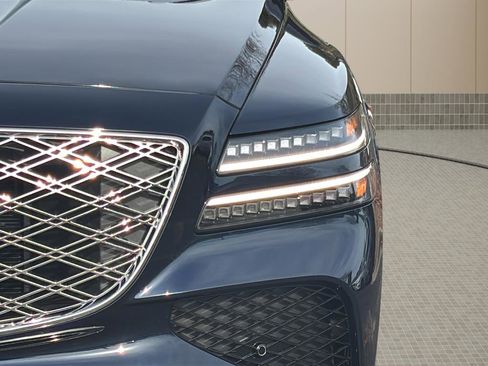 Certified 2025 Genesis GV80 3.5T Prestige AWD/4WD image 43