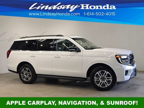 Used 2025 Ford Expedition Active AWD/4WD image 3