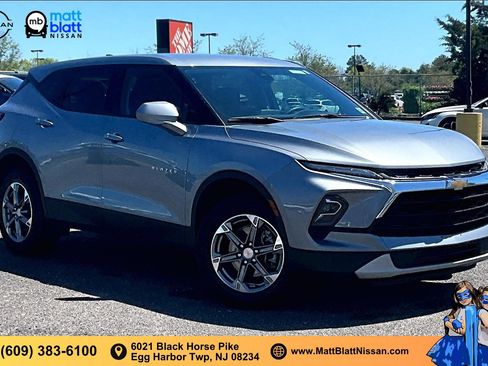Used 2025 Chevrolet Blazer LT AWD/4WD image 33
