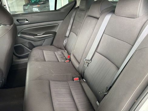 Used 2022 Nissan Altima 2.5 S FWD image 11