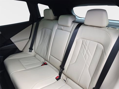 New 2026 BMW X3 xDrive30 w/ Convenience Package image 14