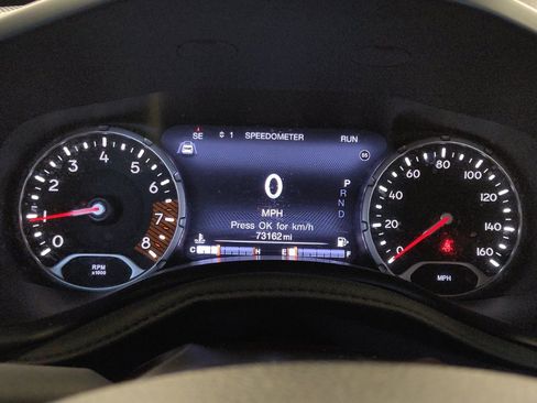Used 2021 Jeep Renegade Latitude FWD image 23