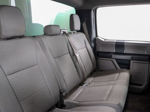 Used 2015 Ford F150 XLT image 27