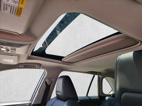 Used 2025 Toyota RAV4 XLE Premium FWD image 19