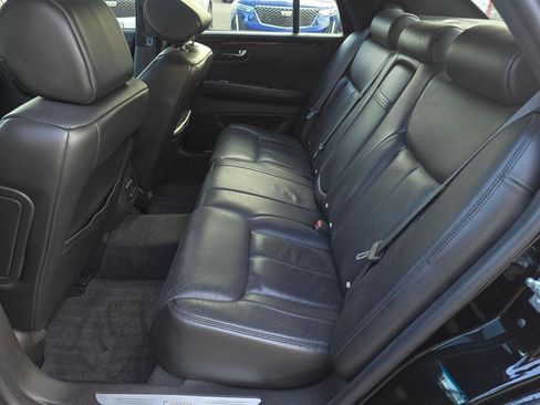 Used 2007 Cadillac DTS Performance image 19