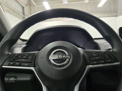 Used 2024 Nissan Altima 2.5 SV image 22