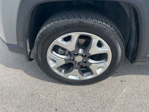 Used 2020 Jeep Compass Limited AWD/4WD image 12