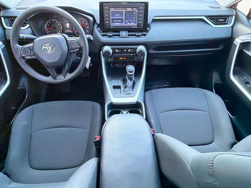 Used 2020 Toyota RAV4 LE image 15