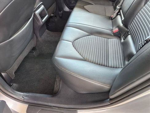 Used 2023 Toyota Camry SE FWD image 16