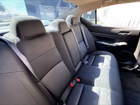 Certified 2022 Nissan Altima 2.5 SV FWD image 20