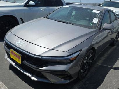 Used 2024 Hyundai Elantra Limited