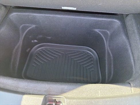 Used 2022 Tesla Model Y Performance image 20