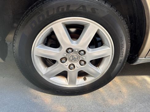 Used 2001 Toyota Avalon XLS image 27